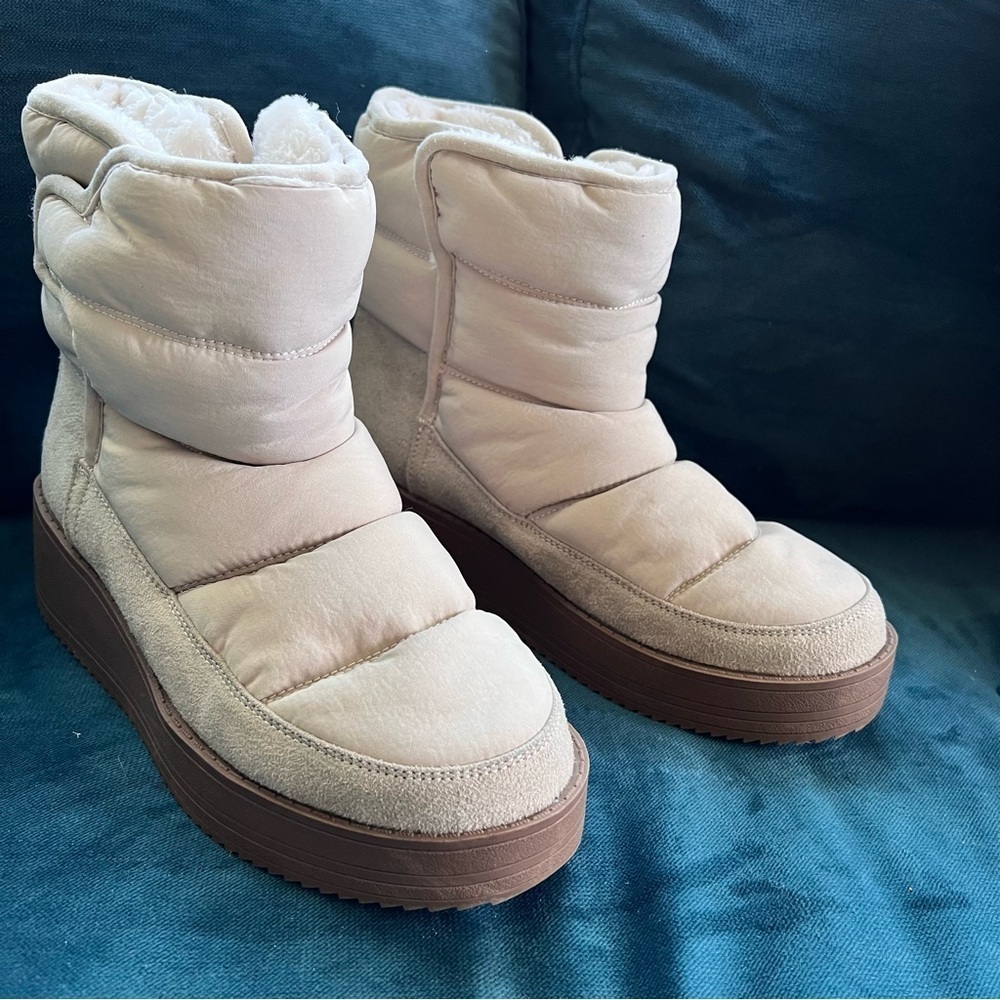 QUILTED PLATFORM NEUTRAL CREAM PUFFER SNOW BOOTS SHERPA LINED SIZE 8 NWOT - Picture 3 of 9